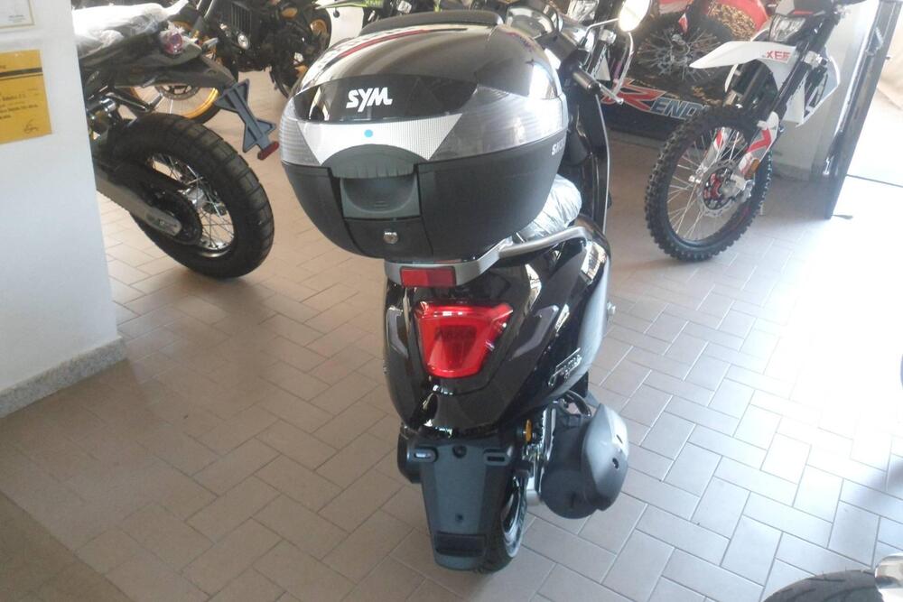 Sym Fugue 125 (2025) (4)