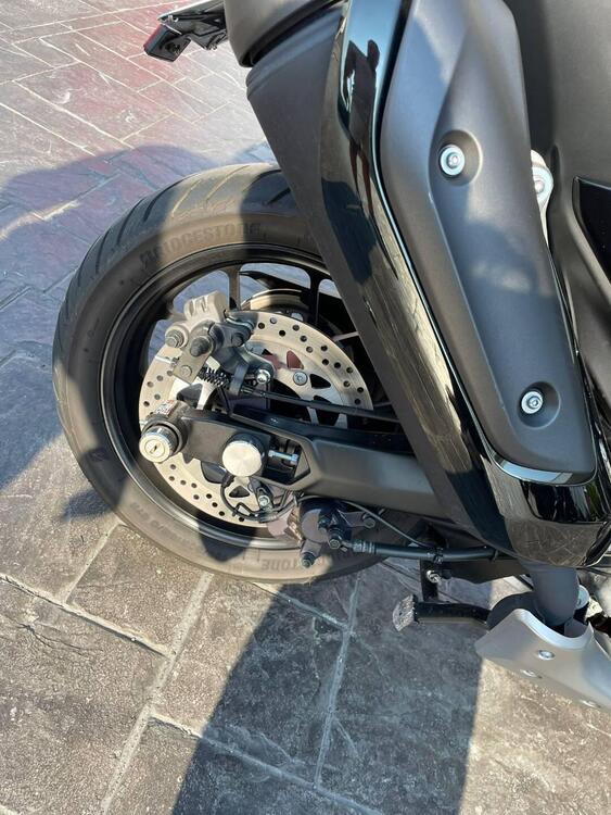 Yamaha T-Max 560 (2022 - 24) (2)