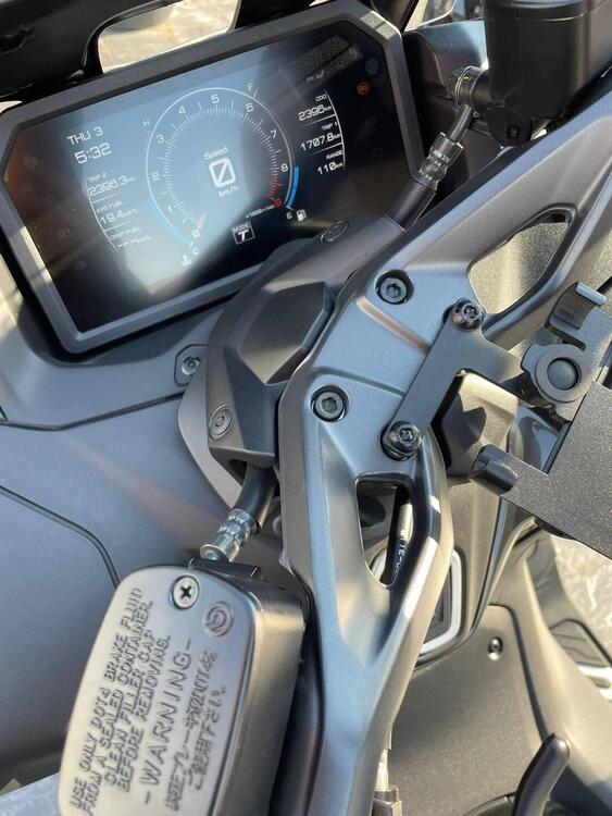 Yamaha T-Max 560 (2022 - 24) (3)