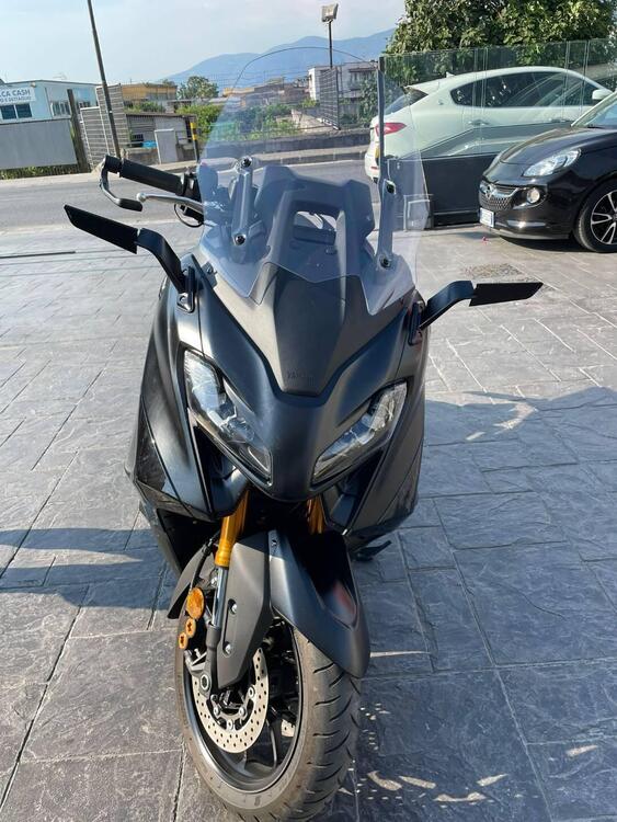 Yamaha T-Max 560 (2022 - 24) (4)