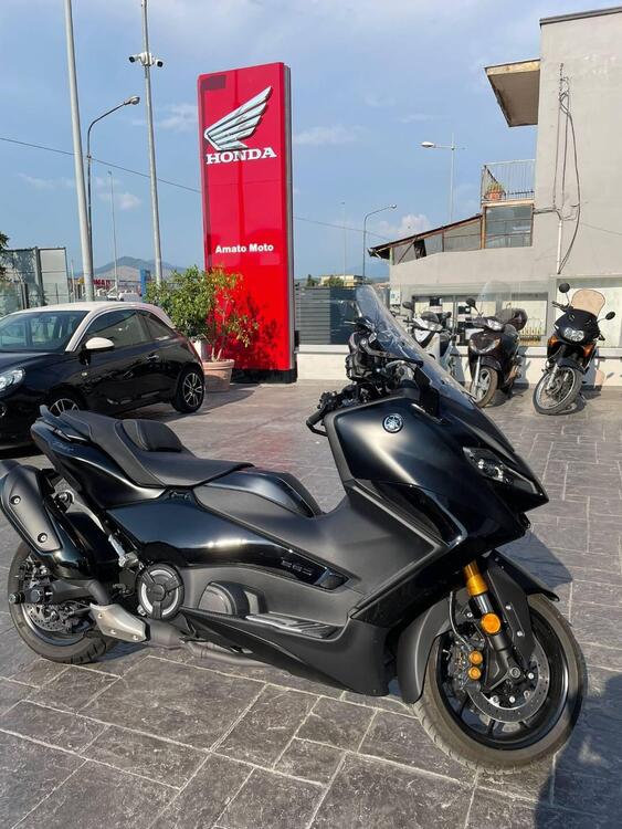 Yamaha T-Max 560 (2022 - 24)