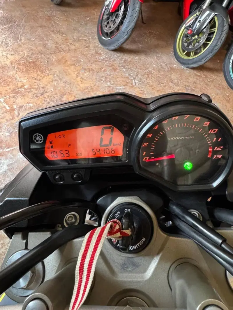 Yamaha XJ6 ABS (2008 - 15) (15)