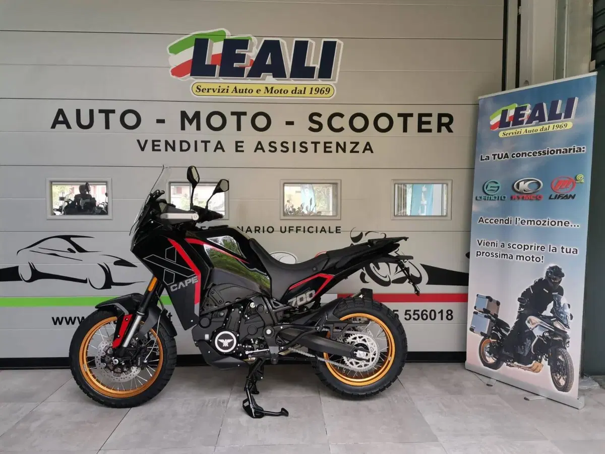 Moto Morini X-Cape 700 Gold Edition (2025 - 26) (3)