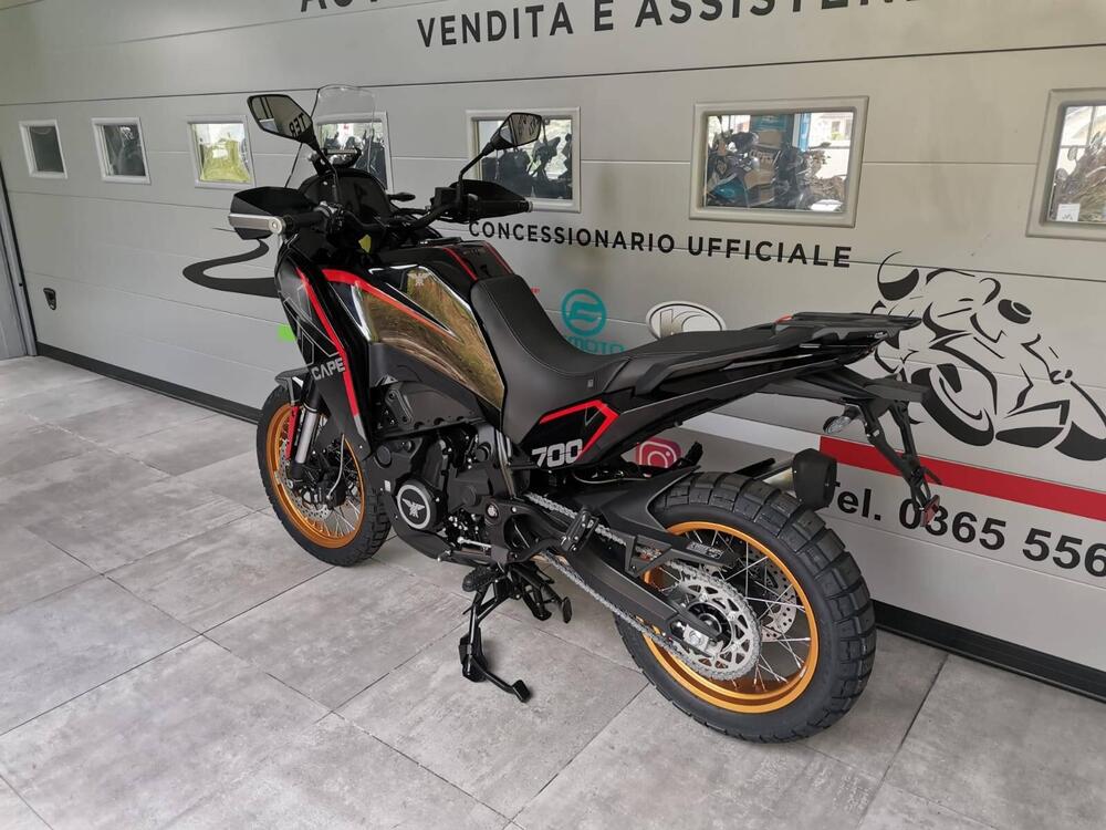 Moto Morini X-Cape 700 Gold Edition (2025) (4)