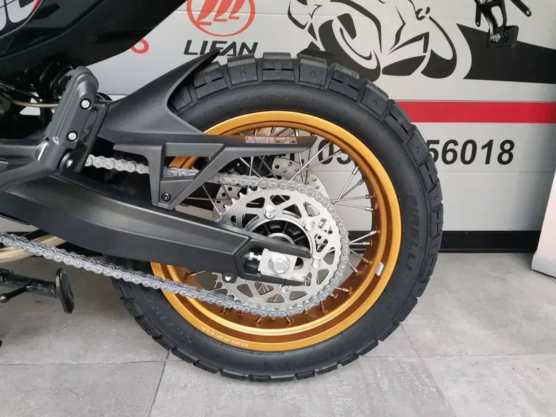 Moto Morini X-Cape 700 Gold Edition (2025 - 26) (5)