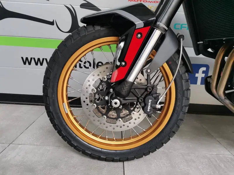 Moto Morini X-Cape 700 Gold Edition (2025 - 26) (9)