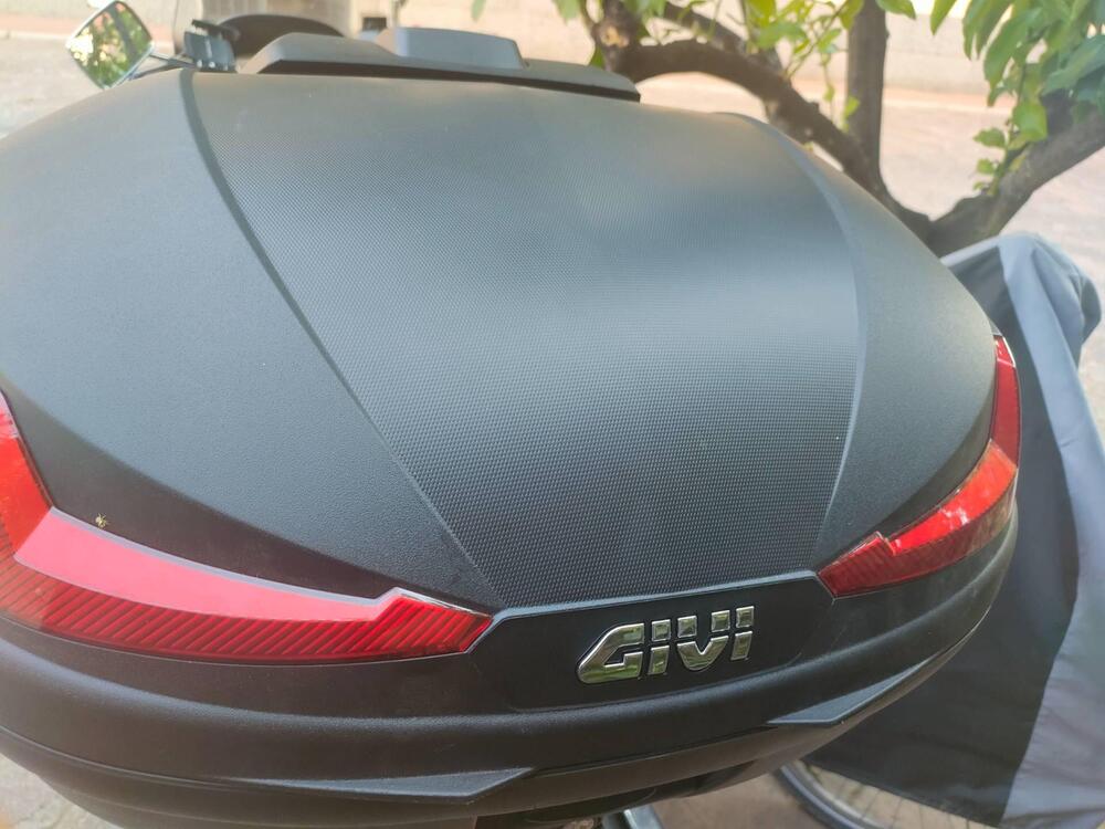 Nuovo Givi (2)