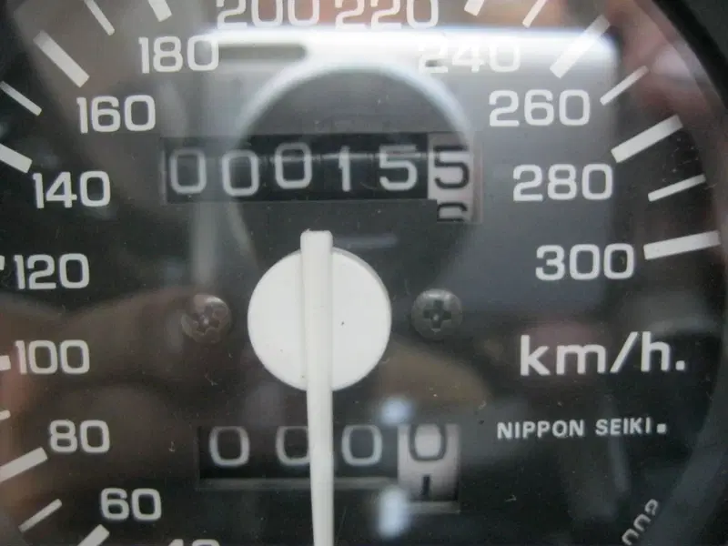 Honda VFR 750 R RC30 (2)