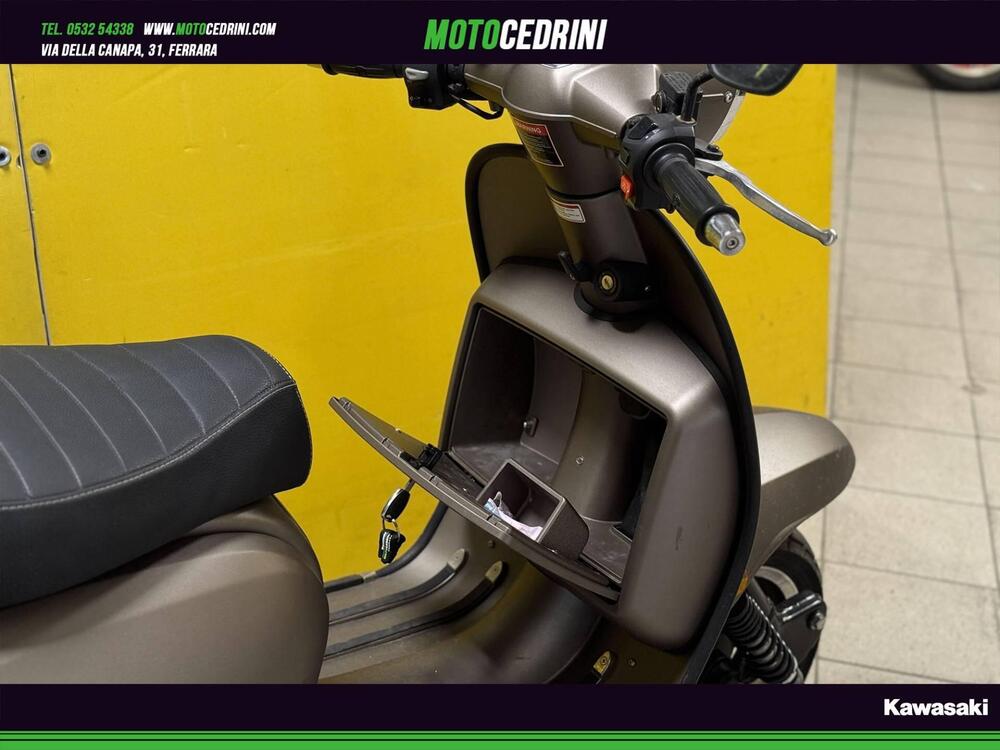 Royal Alloy GT 125 N (2019 - 20) (3)