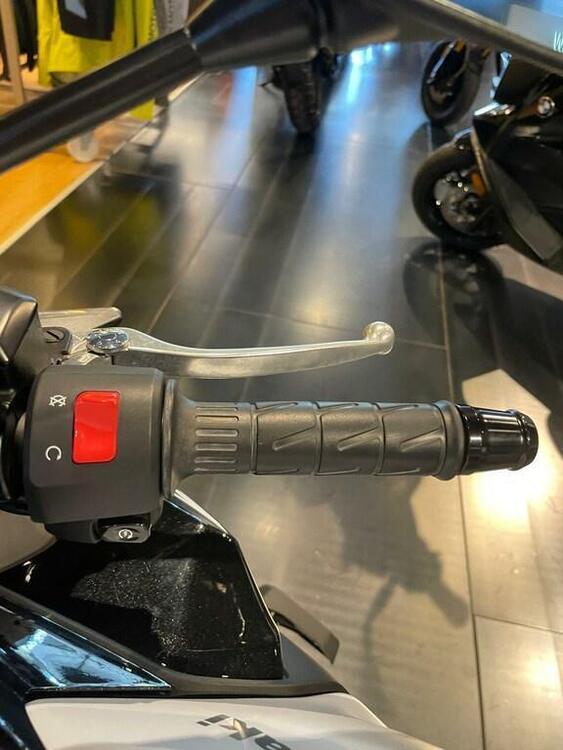 Kawasaki Z 650 (2017 - 19) (3)