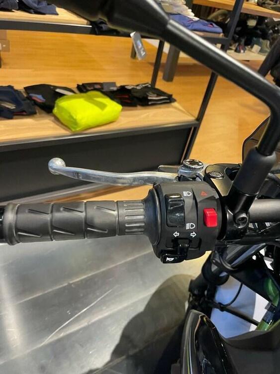 Kawasaki Z 650 (2017 - 19) (4)