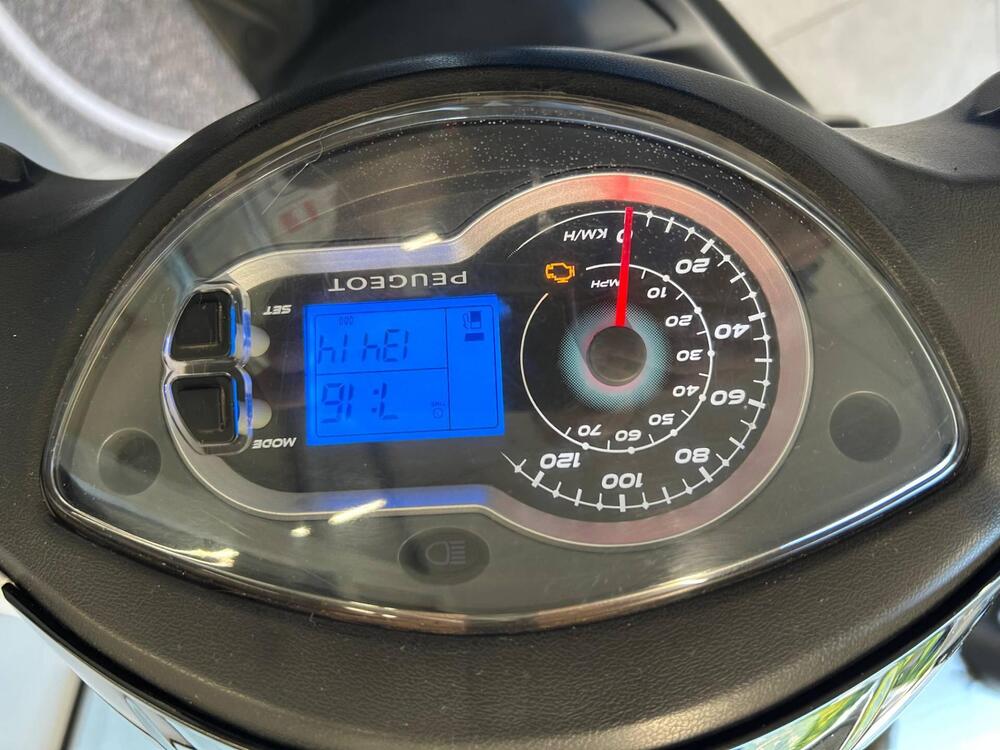 Peugeot Tweet 125 (2014 - 17) (3)