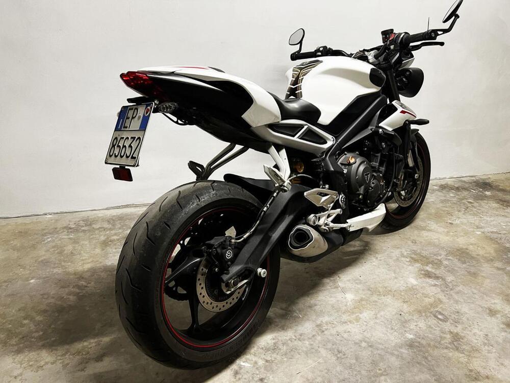 Triumph Street Triple RS (2017 - 19) (3)