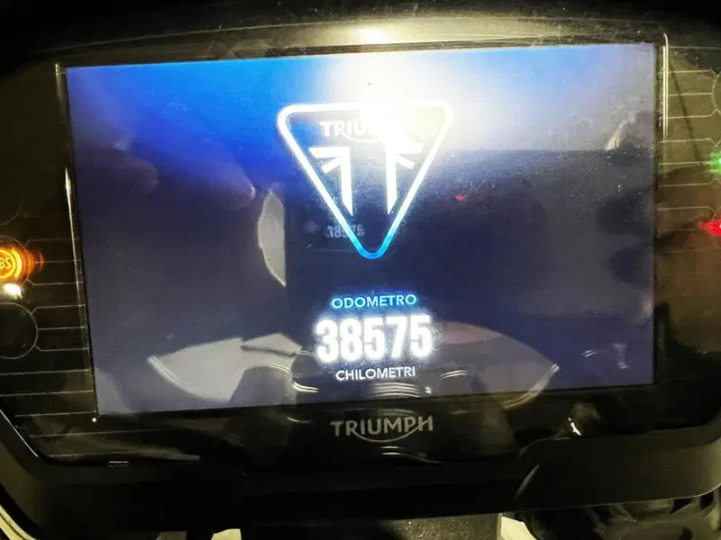 Triumph Street Triple RS (2017 - 19) (7)