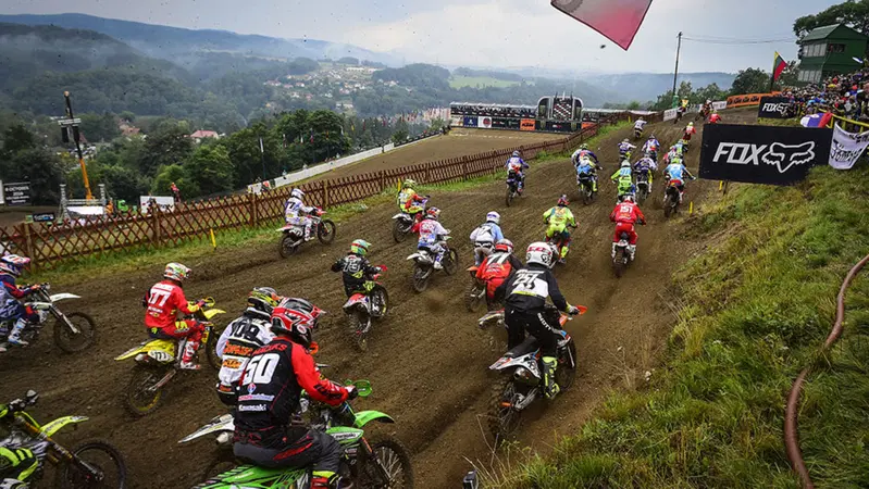 MXGP. Nagl e Ferrandis si aggiudicano il GP della Repubblica Ceca