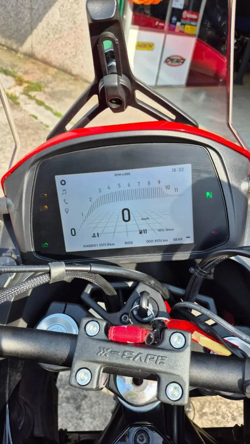 Moto Morini X-Cape 650 (2021 - 26) (7)