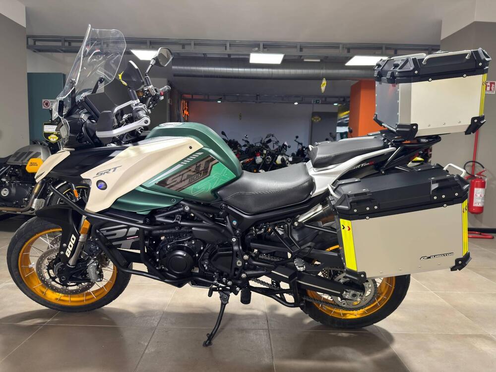 QJ Motor SRT 800 SX (2024 - 25) (4)