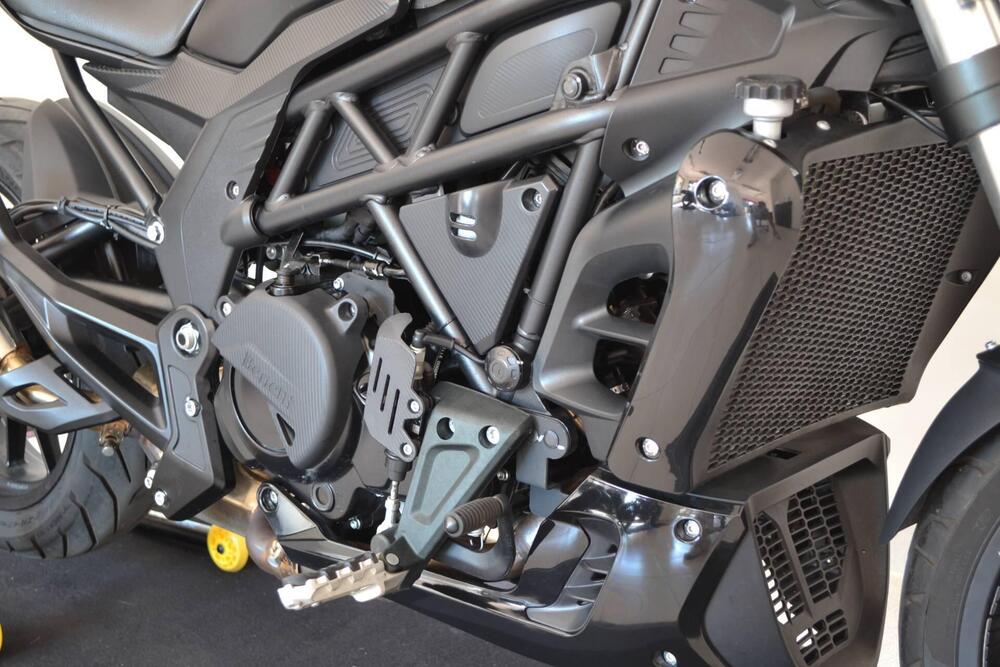 Benelli 502 C (2021 - 25) (5)