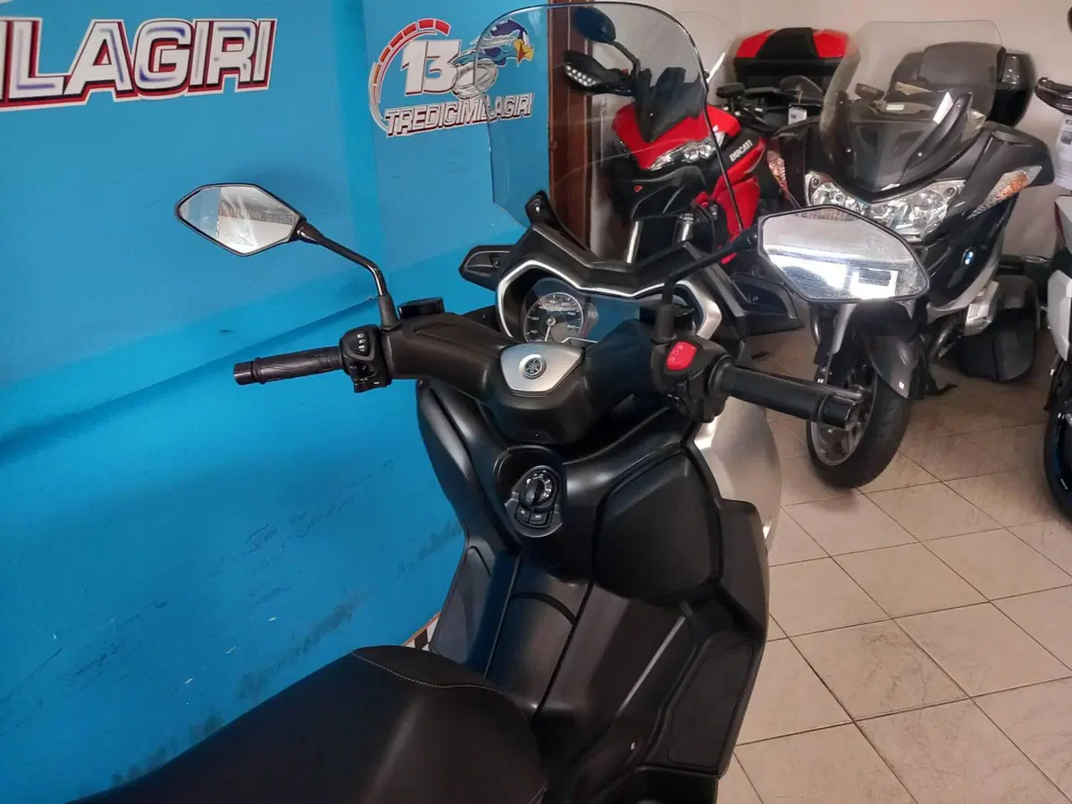 Yamaha X-Max 300 ABS (2017 - 20) (18)
