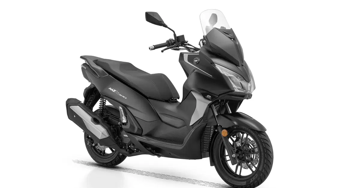 QJMotor MTX 300: lo scooter che ridefinisce la mobilit&agrave; urbana