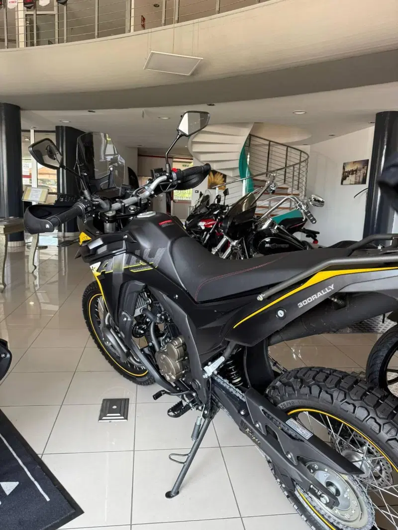 Voge Valico 300 Rally (2022 - 26) (7)