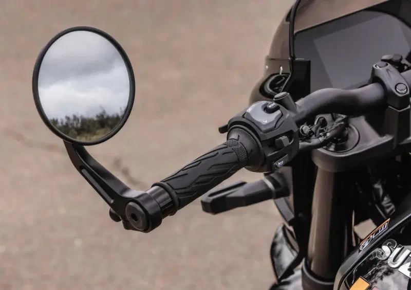 Suzuki GSX-8T GSX-8TT (2025 - 26) (18)
