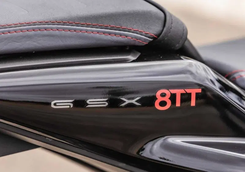 Suzuki GSX-8T GSX-8TT (2025 - 26) (17)
