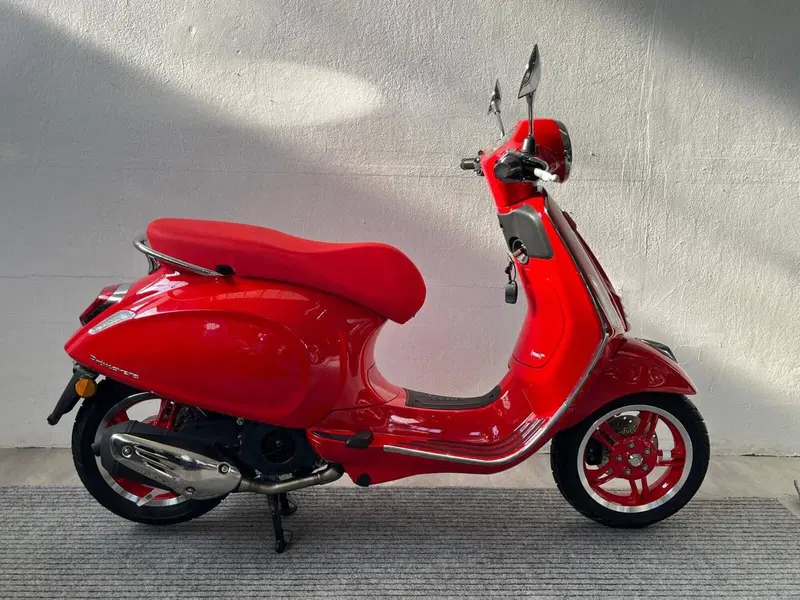 Vespa Primavera 125 RED (2025 - 26)