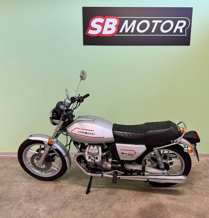 Moto Guzzi V35 II  (2)