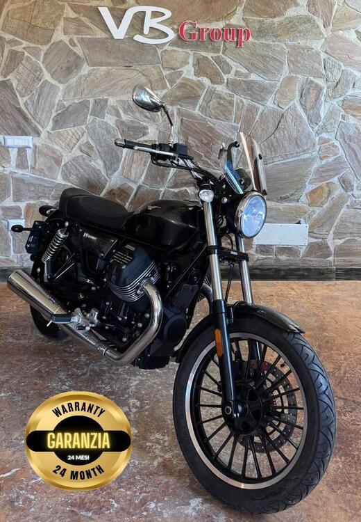 Moto Guzzi V9 Roamer (2018 - 20)