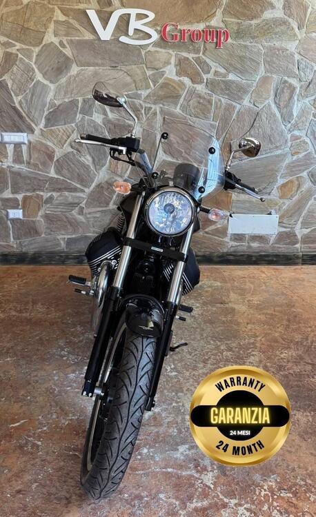 Moto Guzzi V9 Roamer (2018 - 20) (2)