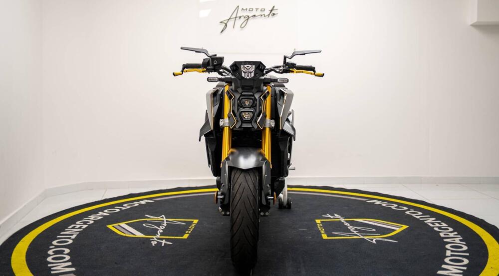 Suzuki GSX-S1000 (2021 - 25) (4)