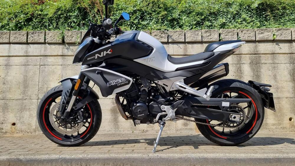 CFMOTO 800NK Advanced (2023 - 25)