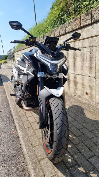 CFMOTO 800NK Advanced (2023 - 25) (2)