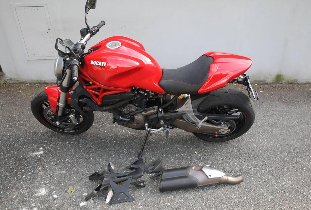 Ducati Monster 821 ABS (2014 - 17) (5)