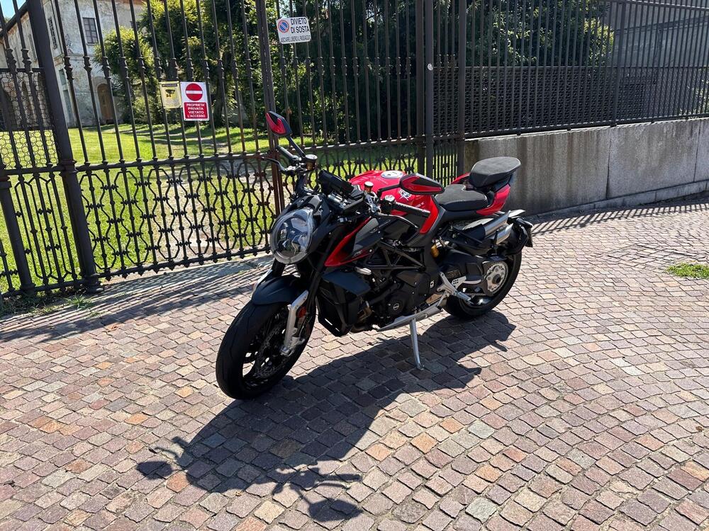 MV Agusta Brutale 1000 RS (2022 - 25) (3)