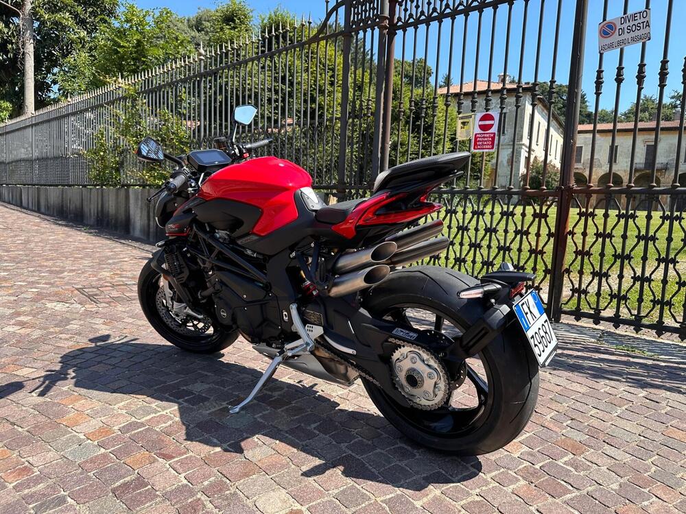 MV Agusta Brutale 1000 RS (2022 - 25) (4)