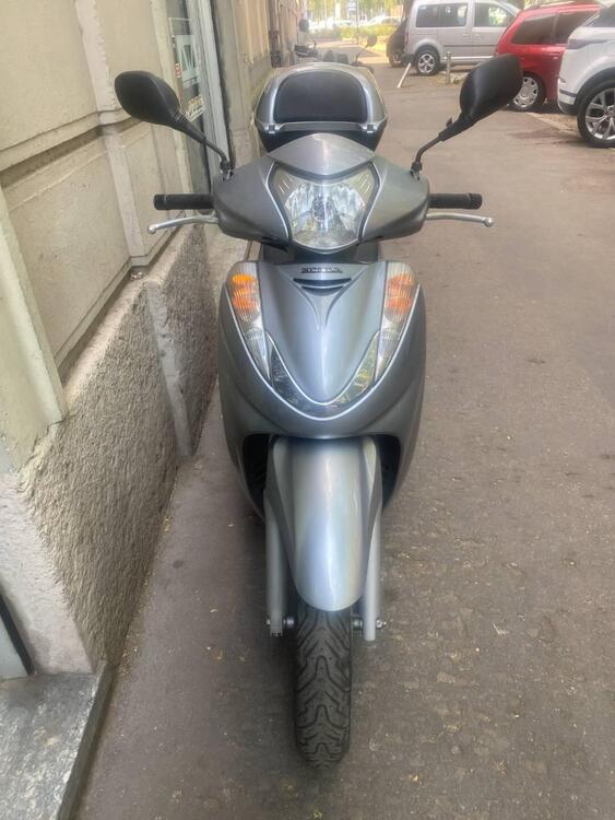 Honda SH 300 i (2006 - 10) (2)