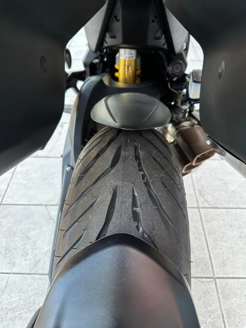 MV Agusta Turismo Veloce 800 Lusso SCS (2021 - 26) (20)