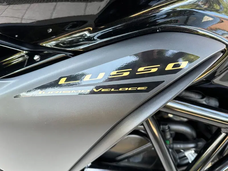 MV Agusta Turismo Veloce 800 Lusso SCS (2021 - 26) (9)