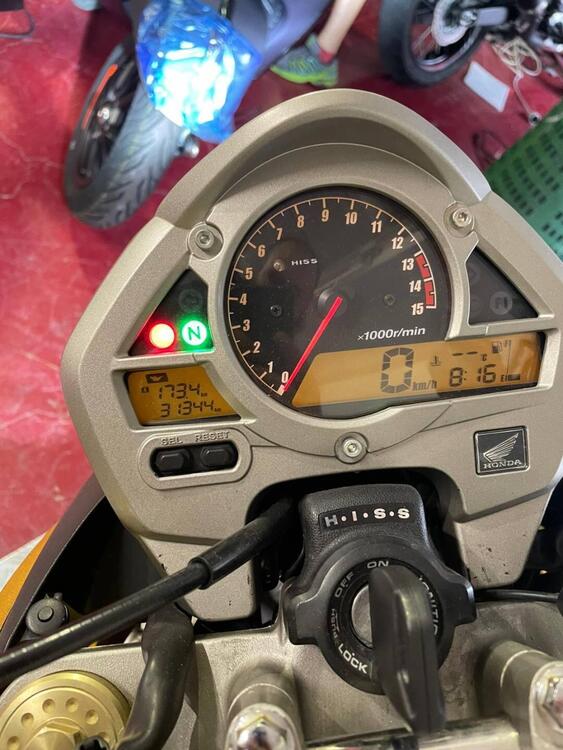 Honda Hornet 600 (2007 - 10) (3)