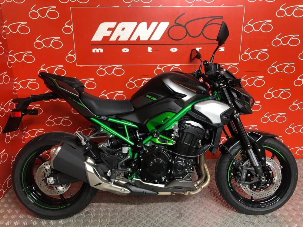 Kawasaki Z 900 (2025 - 26)