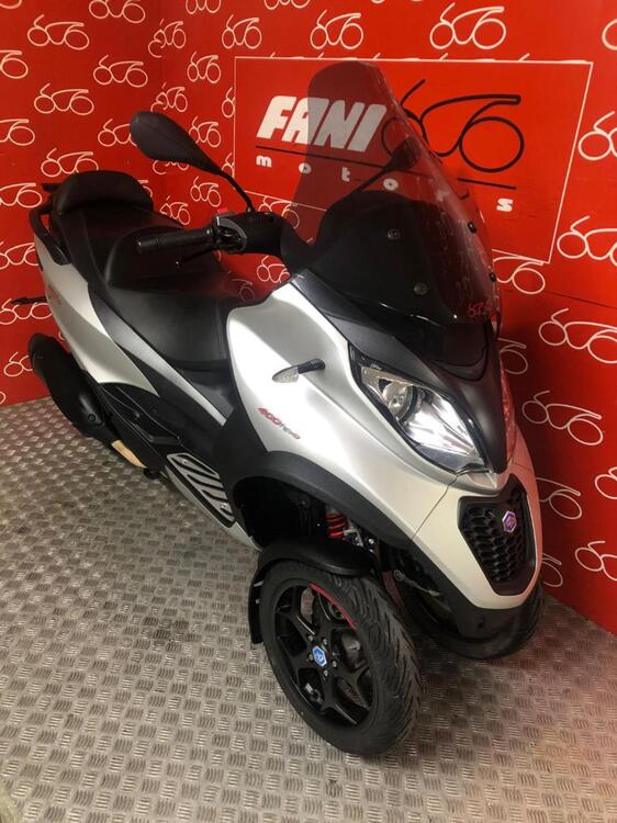 Piaggio MP3 400 ABS Hpe (2021 - 22) (2)