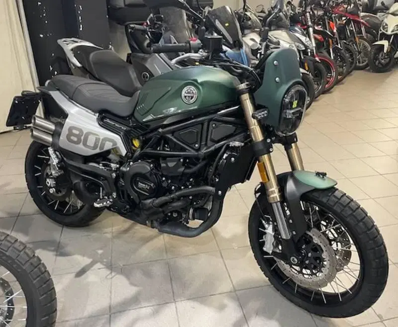 Benelli Leoncino 800 Trail (2022 - 26)