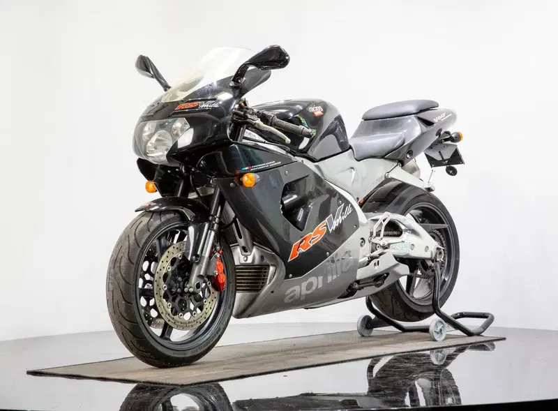 Aprilia RSV 1000 (1998 - 99) (3)