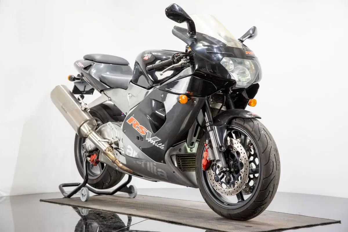 Aprilia RSV 1000 (1998 - 99) (10)
