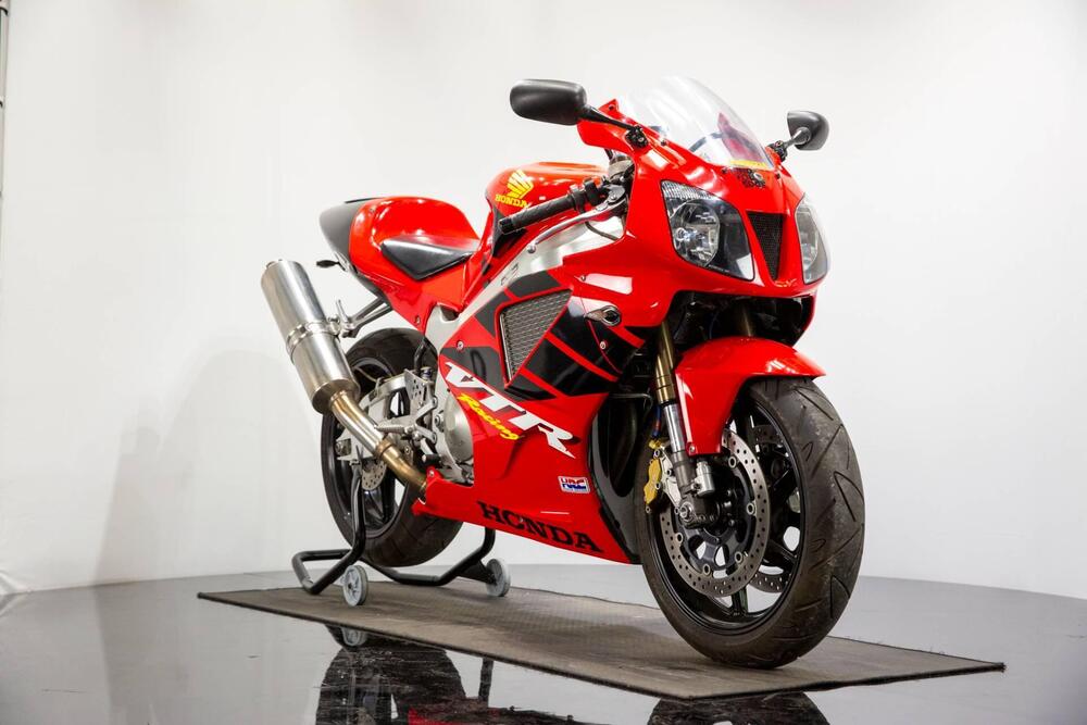 Honda VTR 1000 SP-1 (2000 - 01) (5)