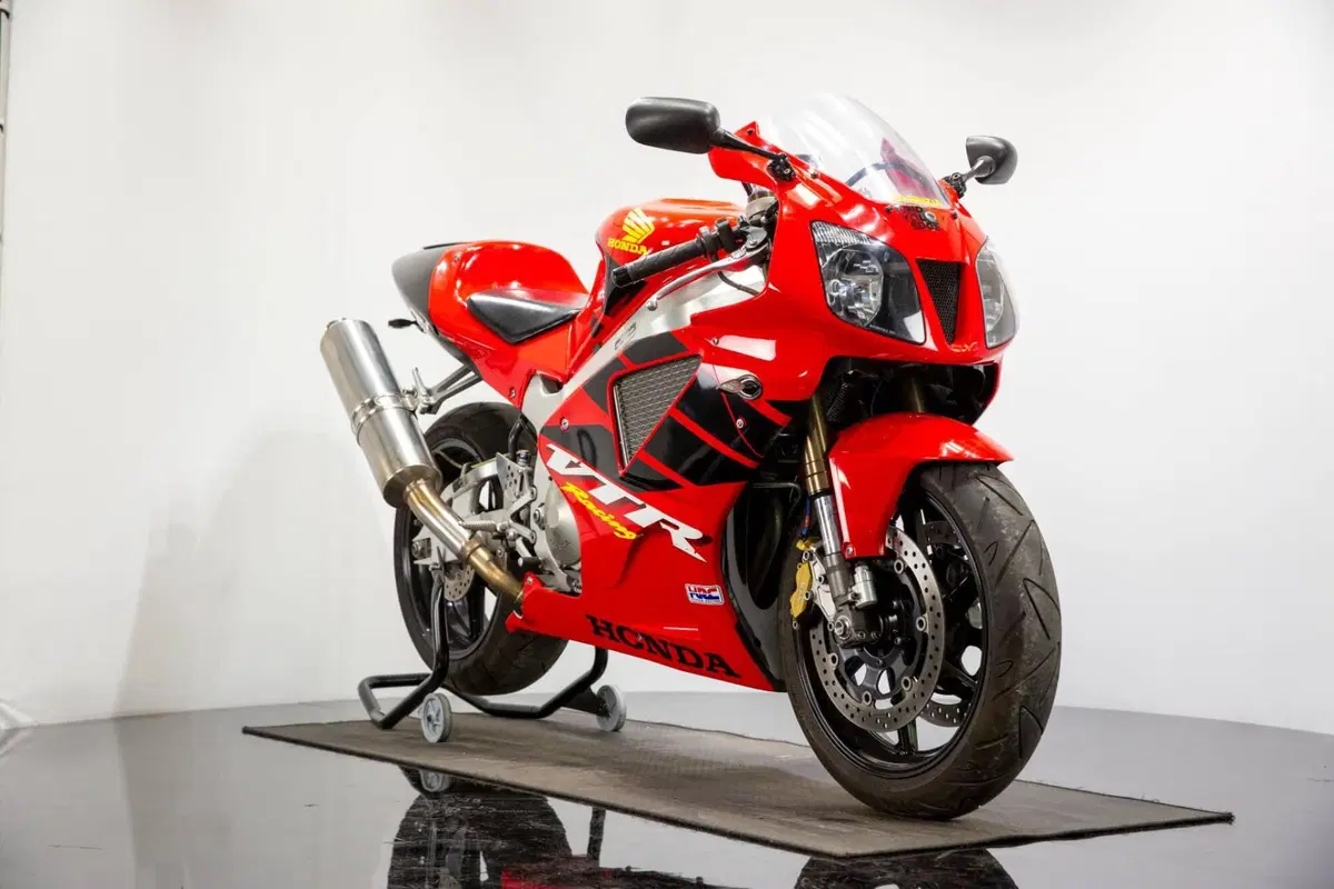 Honda VTR 1000 SP-1 (2000 - 01) (5)