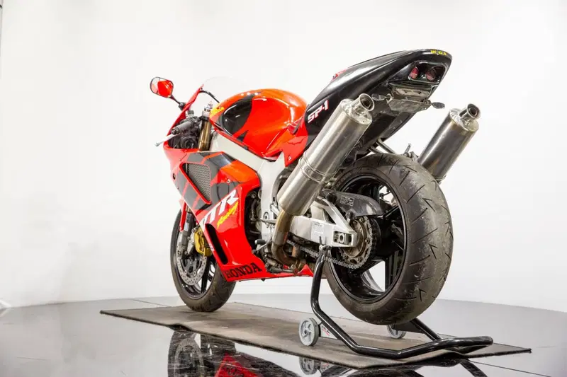 Honda VTR 1000 SP-1 (2000 - 01) (9)