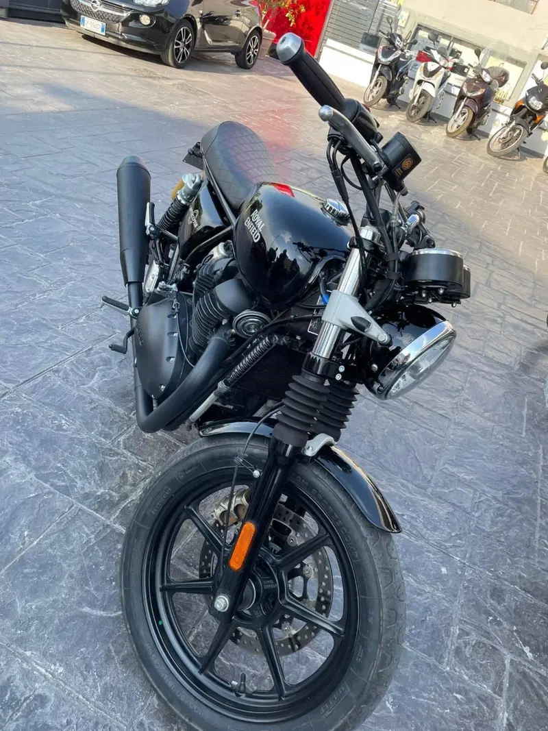 Royal Enfield Interceptor 650 (2021 - 26) (4)